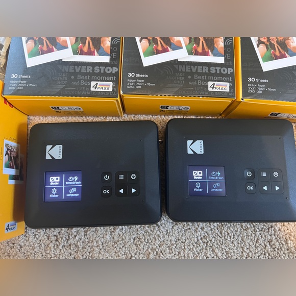 2 KODAK Mini Shot 3 Retro 4PASS 2-in-1 Instant Digital Camera and Photo Printer - Picture 2 of 11